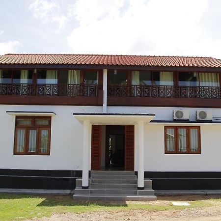 Acquabey Surf Villa Ματάρα Εξωτερικό φωτογραφία