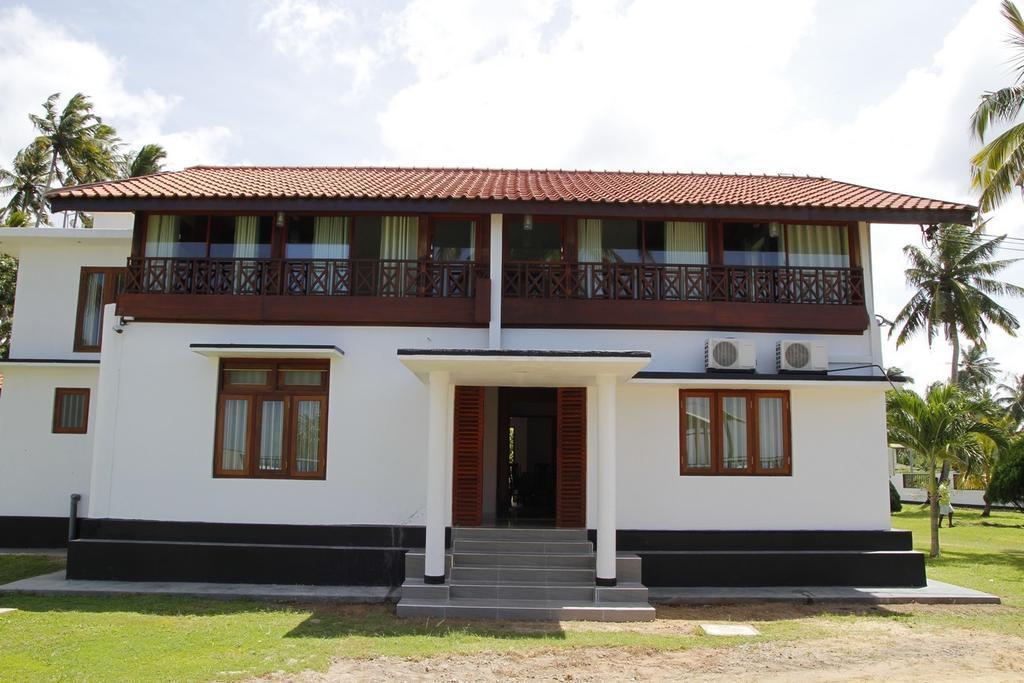 Acquabey Surf Villa Ματάρα Εξωτερικό φωτογραφία