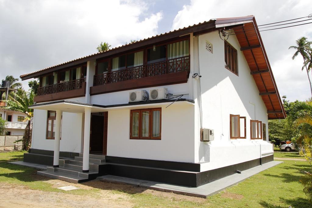 Acquabey Surf Villa Ματάρα Εξωτερικό φωτογραφία